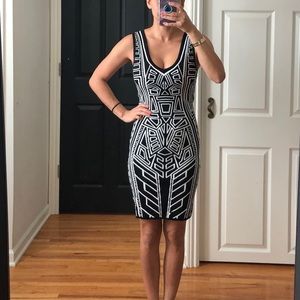 Bebe reversible geometric dress small.